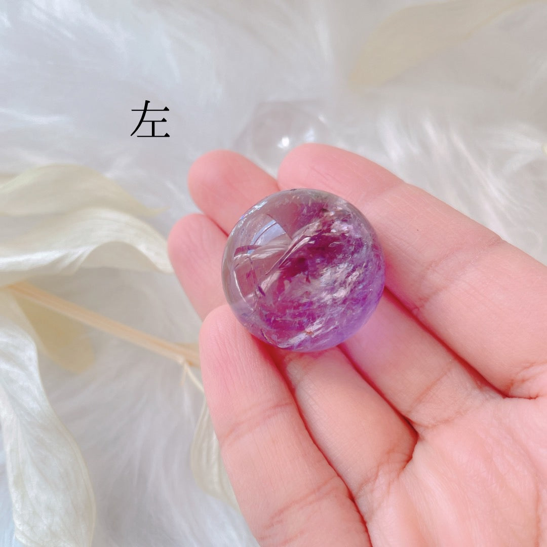 ラベンダーアメシストスフィア-内包する光、光はあなたそのもの※台座付き