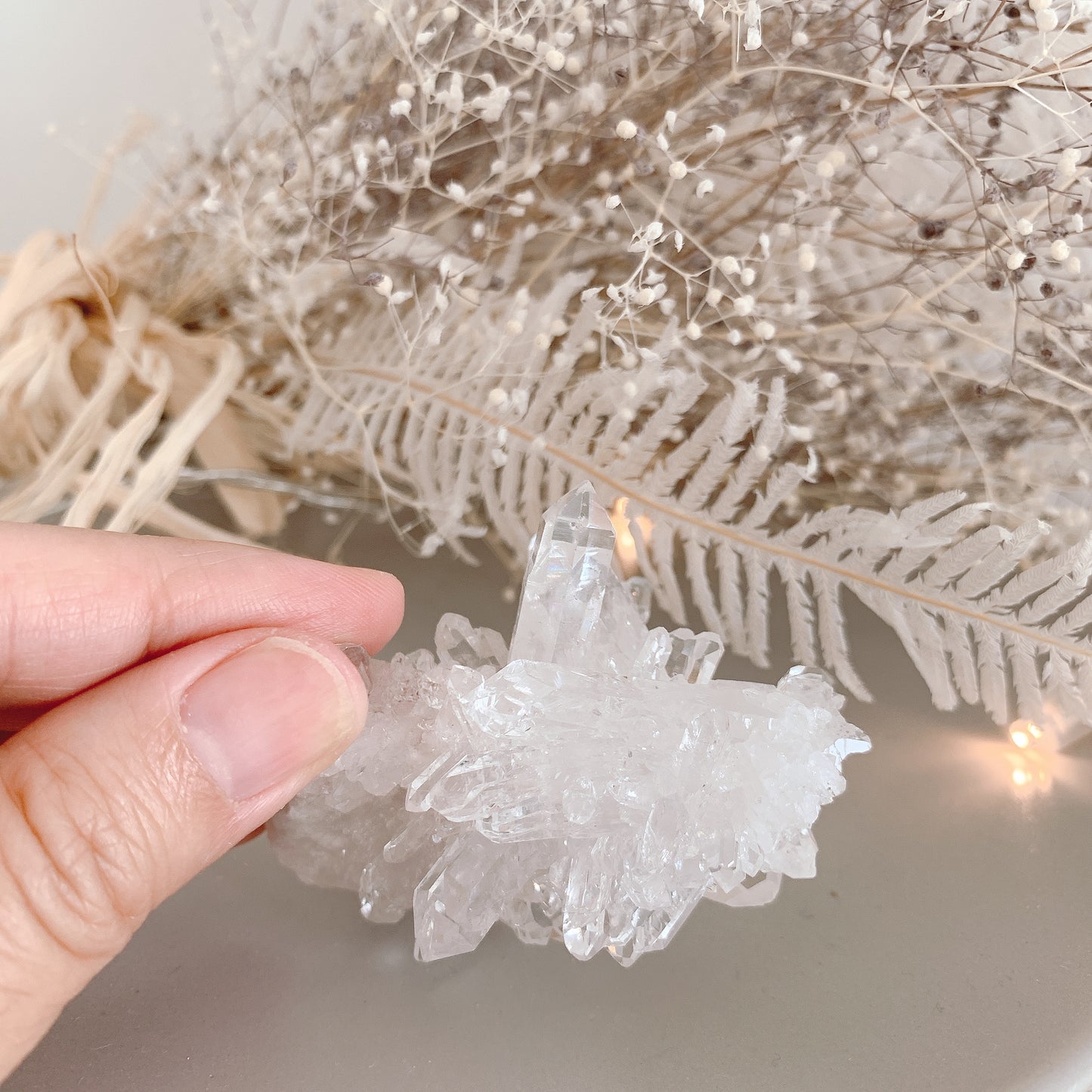 水晶クラスター(トマスゴンサガクォーツ) -ネガティブエネルギーを浄化-