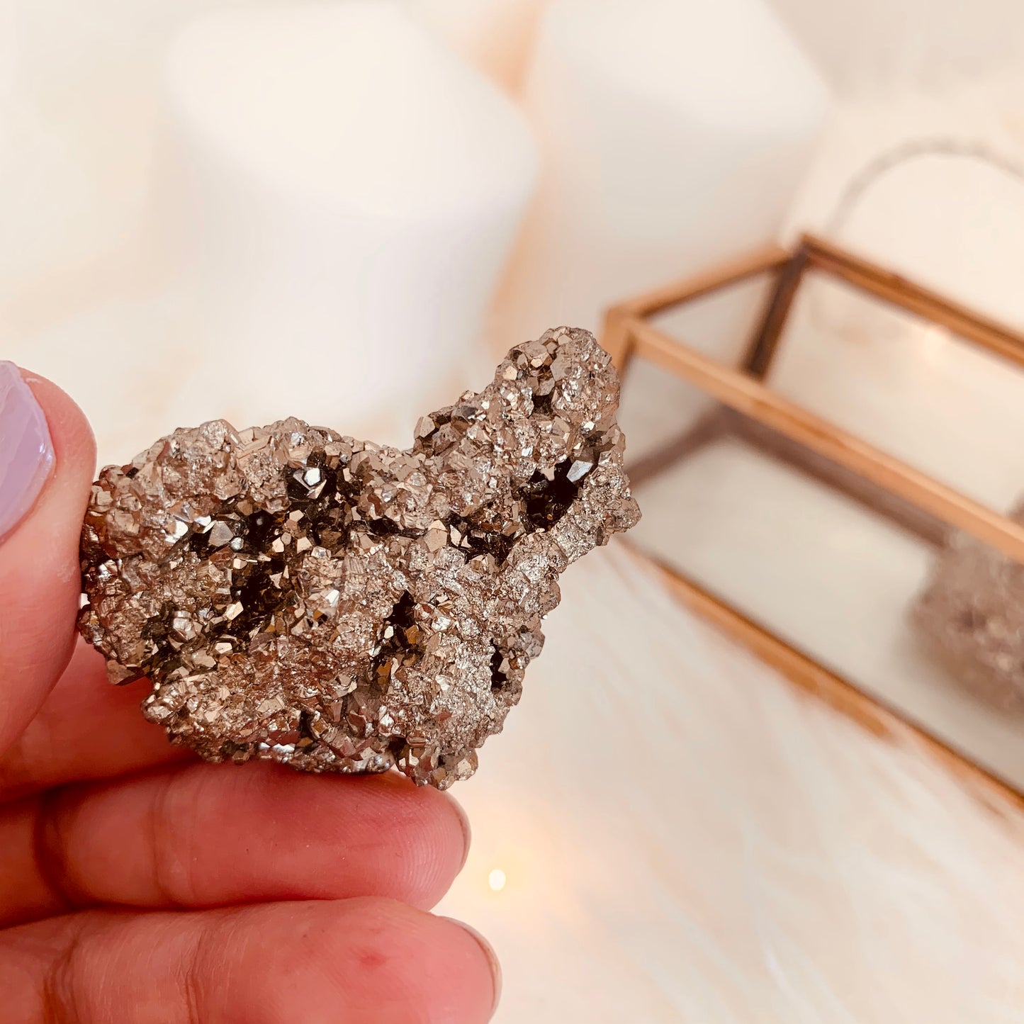 パイライト(pyrite)クラスター -対応チャクラ 第3.7チャクラ-