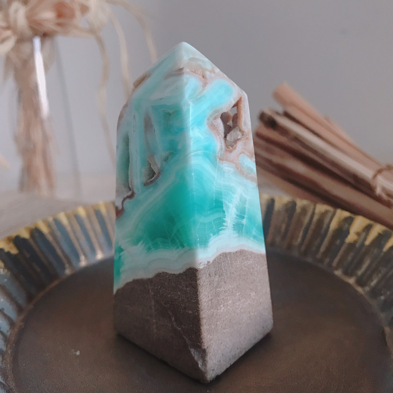 カリビアンカルサイト(calibian calcite)-もっと自由に泳ぎたい- "two"
