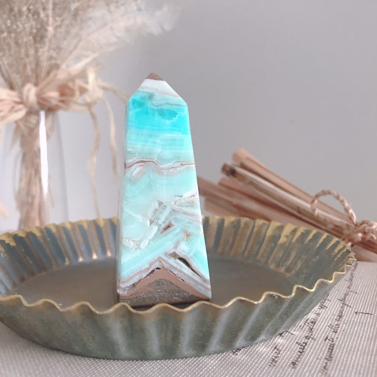 カリビアンカルサイト(calibian calcite)-もっと自由に泳ぎたい- "one"
