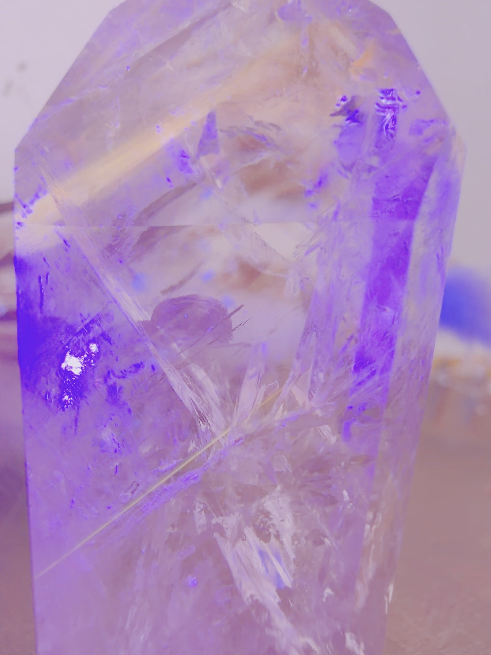 ZERO Return Crystal -発光ゴールデンファントムアメシスト-